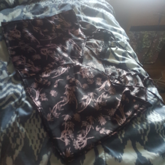 Silk tank - Picture 2 of 2